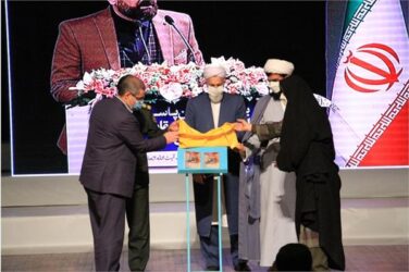 در مراسم رونمایی از تقریظ رهبر انقلاب در گرگان : تقریظ مقام معظم رهبری دعوتی مکتوب برای امر کتابخوانی است