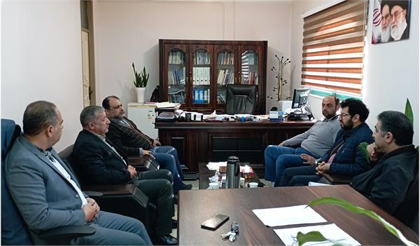 جلسه بررسی روند بازسازی کتابخانه دولت محمد آزادی شهرستان آق قلا برگزار شد