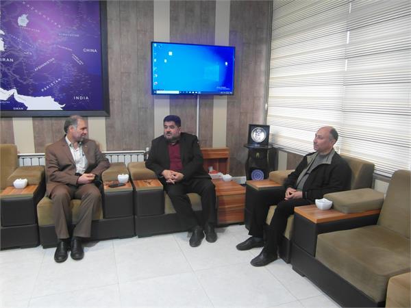 جواد قربانی به دیدار مدیرکل راه آهن شمال شرق ۲ و همکارانش رفت