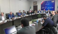 در میدان عمل برای مردم و افکار عمومی و برای تبیین اقدام ها و دستاوردها کار کنیم