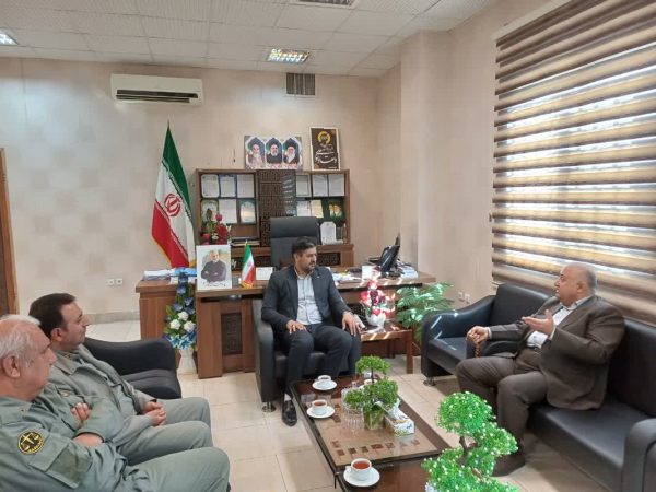 دیدار معاون محیط زیست طبیعی با مسئولین شهرستان مانه و سملقان