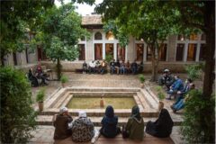 به مناسب روز جهانی شعر؛ محفل «گاهِ شعر جشن کلمات» در گرگان برگزار شد
