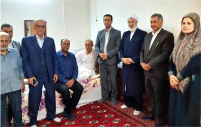 محمد رعیت به عیادت «عید محمد میرزاعلی» همکار بازنشسته اش رفت