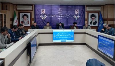 گردهمایی هنرمندان در آیین اعتکاف مجالی برای اجتماع قلوب و بیانگرجلوه ای از صفای باطن است