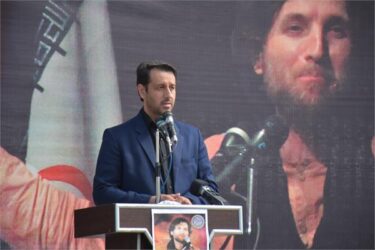 محمد رعیت در آیین بدرقه زنده یاد محمد زمان گلدسته؛ یادواره شعر ملی آئینی زمان در گلستان برگزار می‌شود
